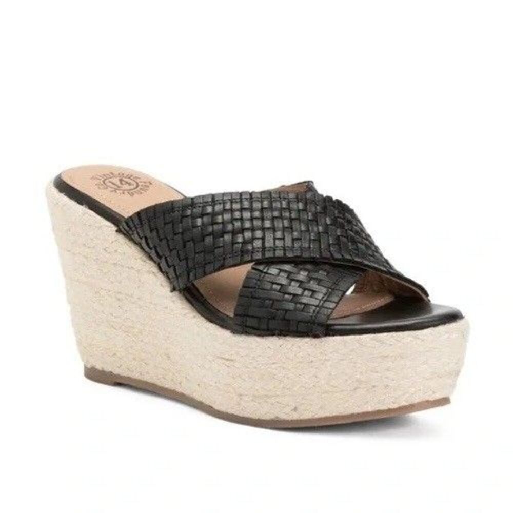 Vintage Foundry Co. Lorie wedge sandals Size 9 NWOT $89